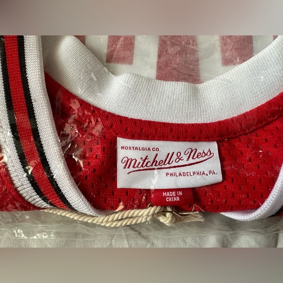 Authentic Michael Jordan M&N 1987-1988 season Jersey. - Picture 4 of 6